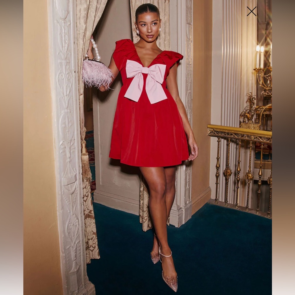 Vici All Wrapped Up Red Pink Bow Deep V Neck Babydoll Holiday Mini Dress New